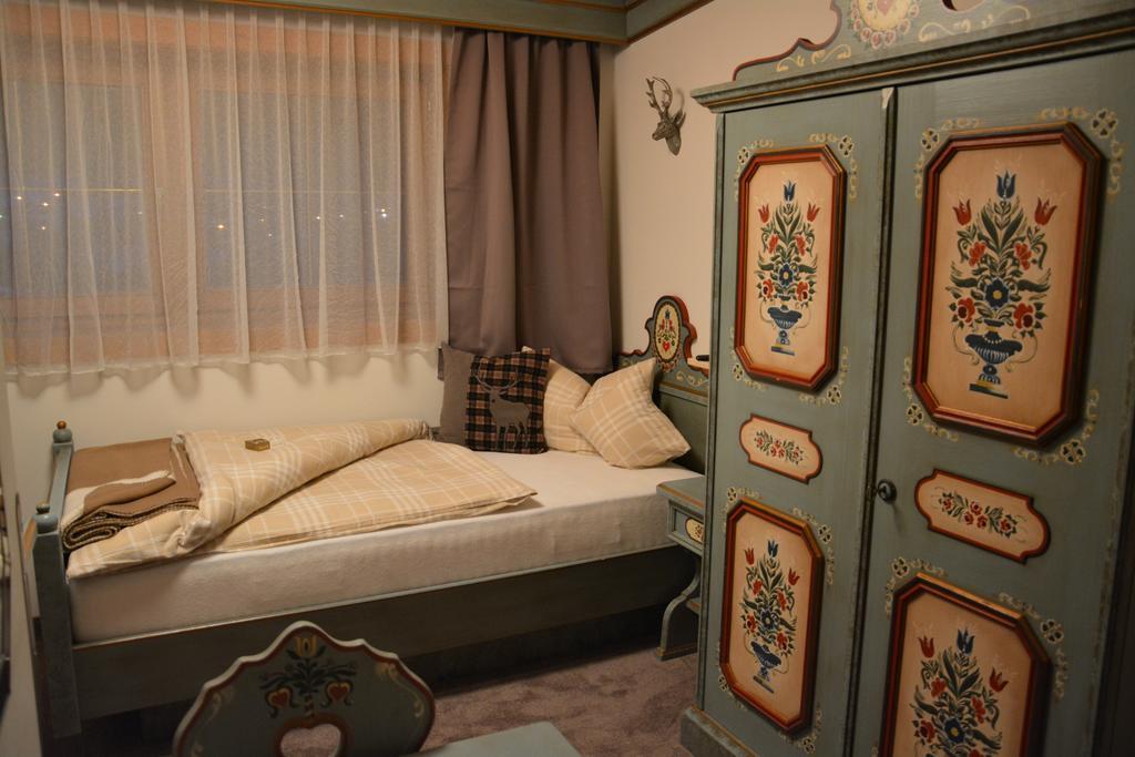 גינזלינג Hotel Gasthaus Schwarzenstein מראה חיצוני תמונה