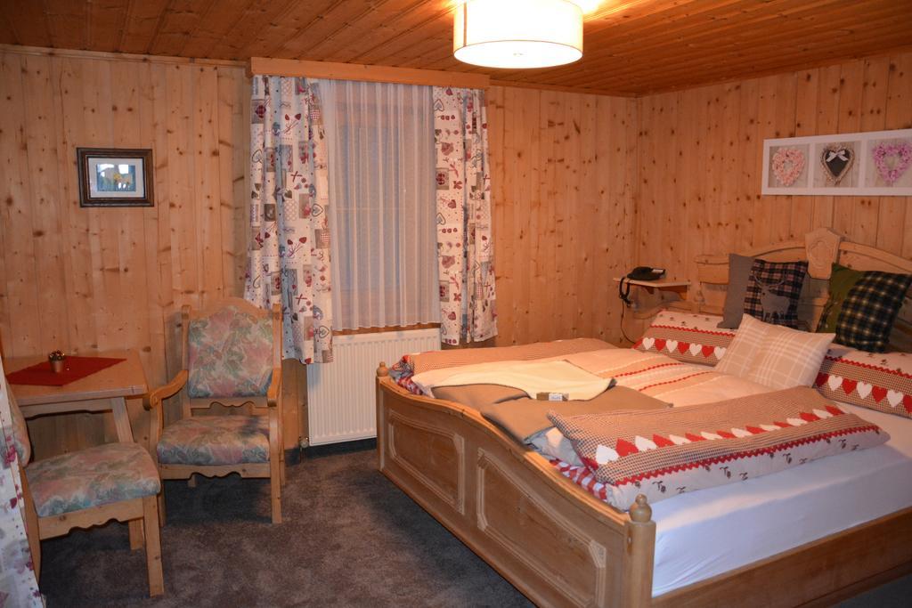 גינזלינג Hotel Gasthaus Schwarzenstein מראה חיצוני תמונה